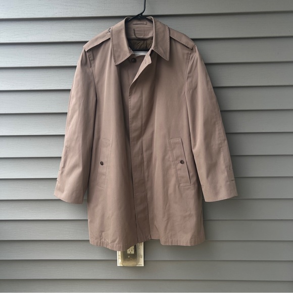London Fog Men’s 42 Maincoats Insulated Trench CoatRemovable Zip Liner Khaki